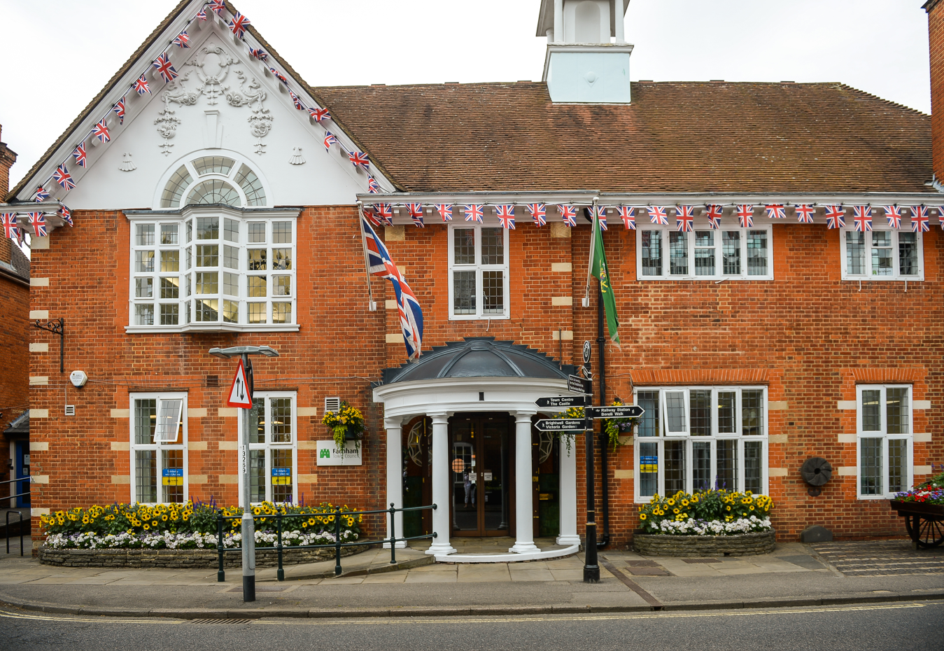 Farnham Town Hall